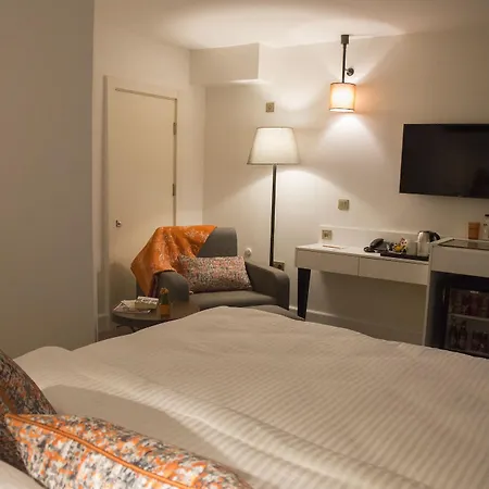 Sparkle Hotell 3*