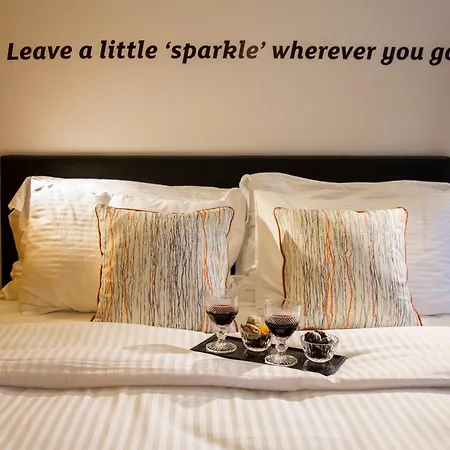 Sparkle 3*