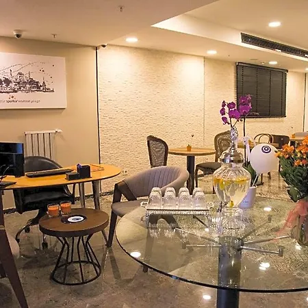 Sparkle Hotel