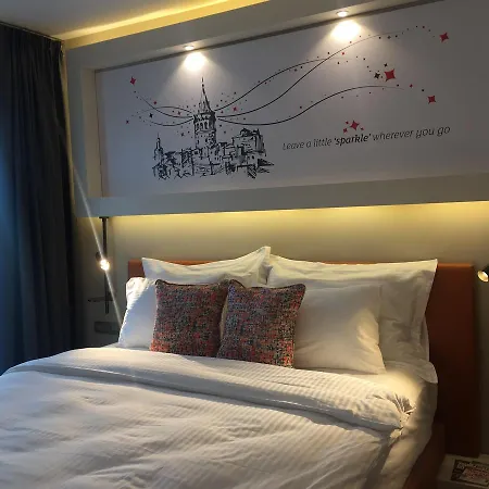 Hotell Sparkle 3*