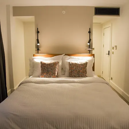 Sparkle Hotell 3*