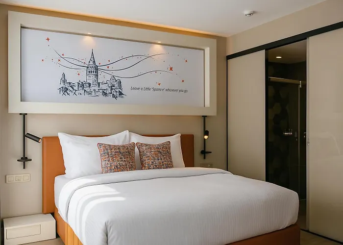 Sparkle Hotel 3*